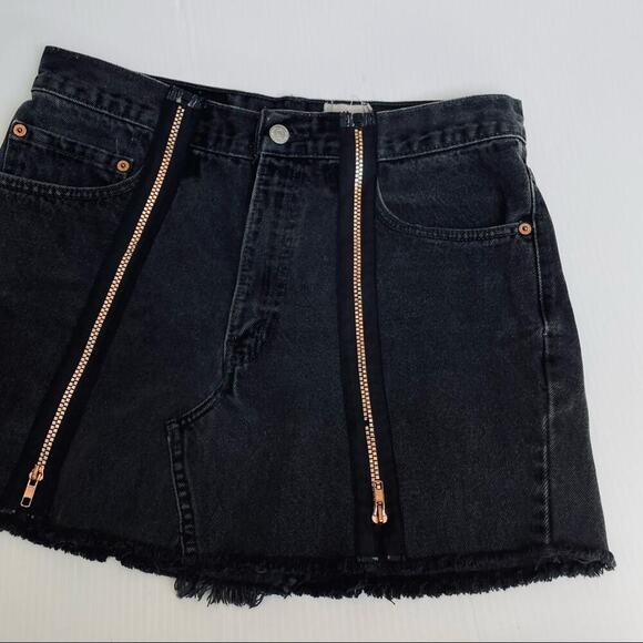 Furst of a Kind black jean skirt with front zippers size Small - Picture 3 of 9